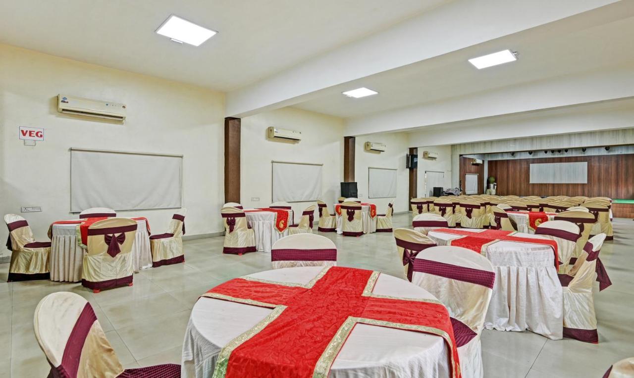 Treebo Trend Paradise Convention Rasulgarh Bhubaneswar Exteriör bild